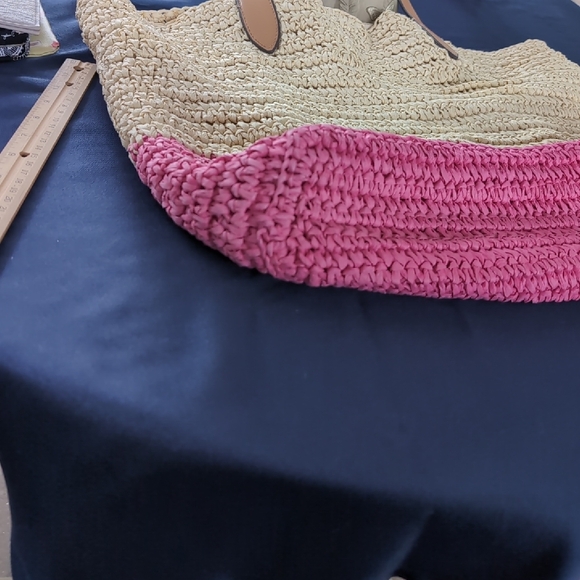 Two-Tone Straw Tote Bag - Pink and Tan - Picture 9 of 15